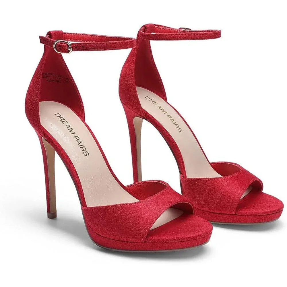 Dream Pairs Womens Size 6 Red 4.5